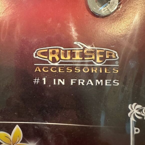 Palm Tree License Plate Frame Cruiser Silver - Picture 4 of 8